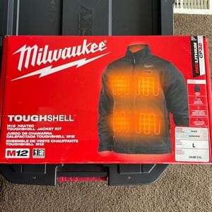 Milwaukee Heated Jacket brand new never worn.